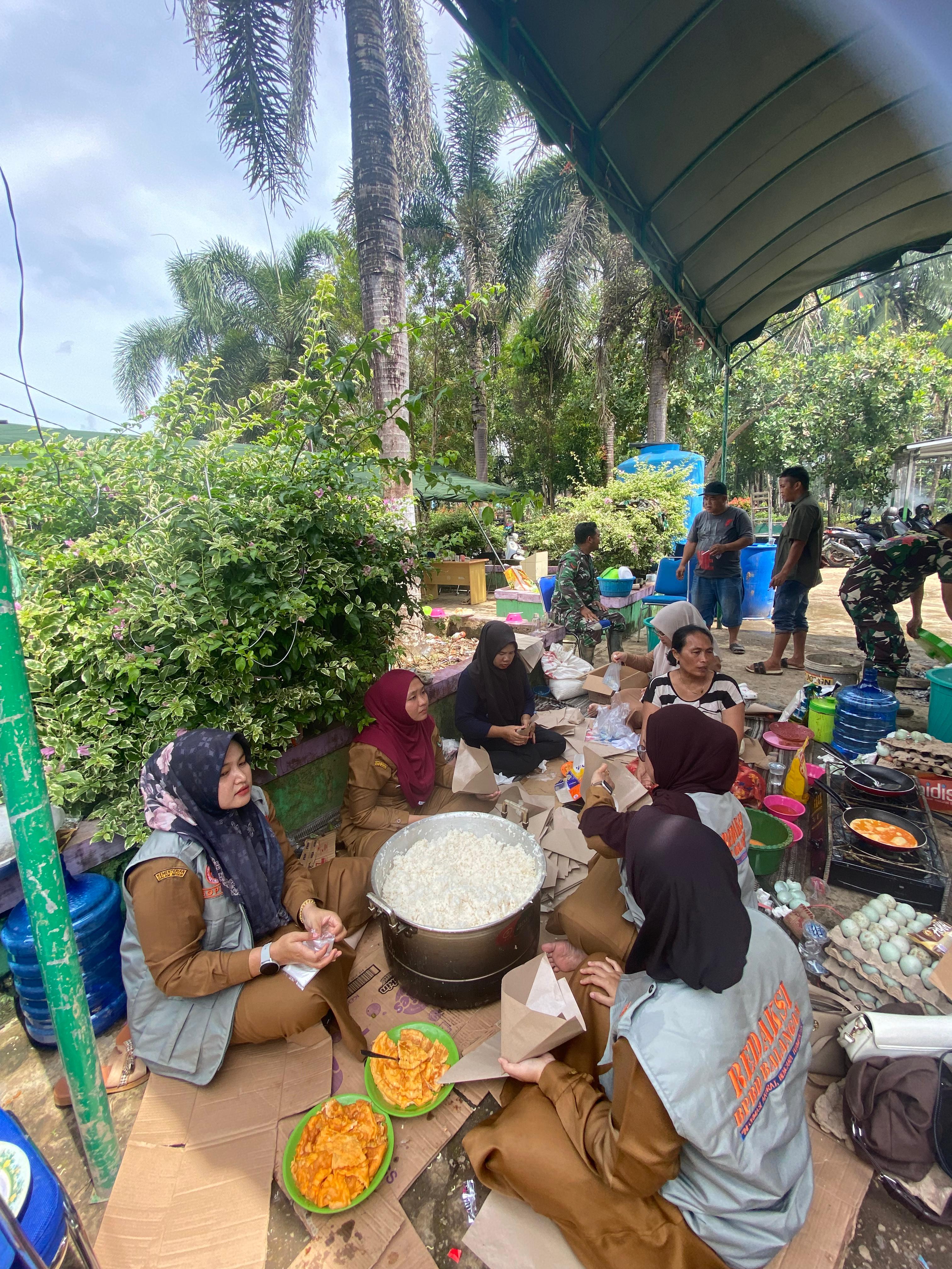 BPBD Balangan Pantau Dapur Umum Korban Bencana Tebing Tinggi