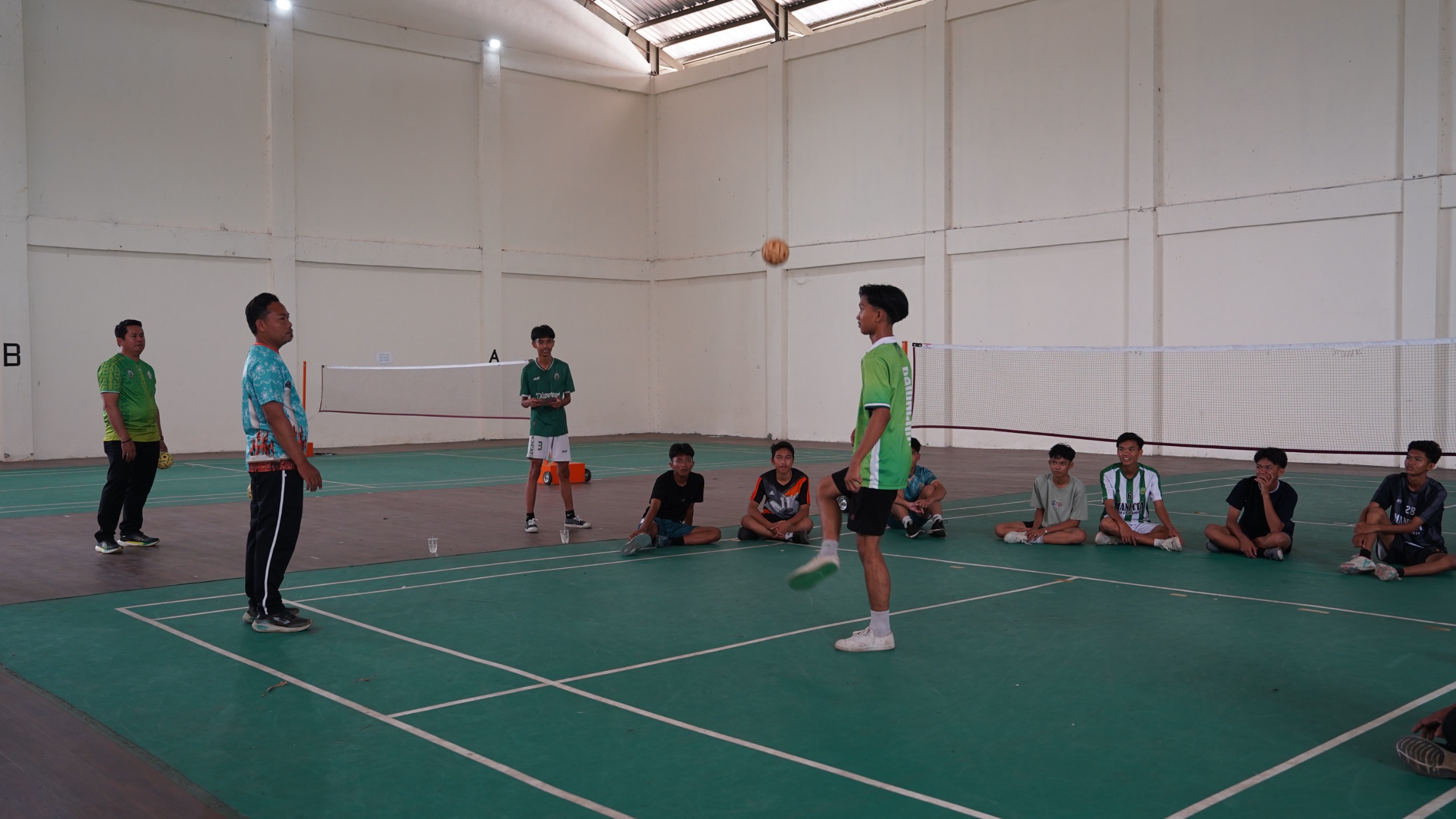 Disporapar Balangan Jaring Atlet Sepak Takraw Menuju POPDA Kalsel 2026