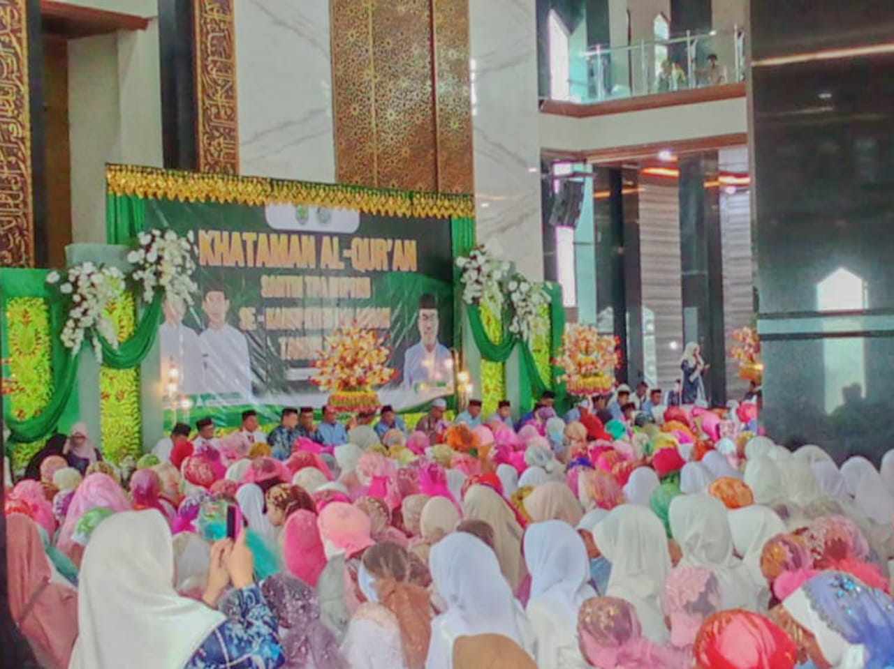 Ribuan Santri BKPRMI Balangan Khatam Al-Qur'an, Wabup Dorong Lahirnya Generasi Qur'ani