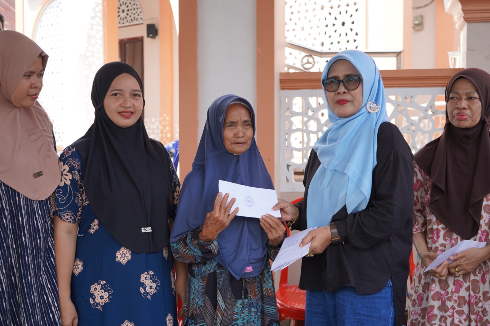 GOW Balangan Bantu Korban Kebakaran Galumbang