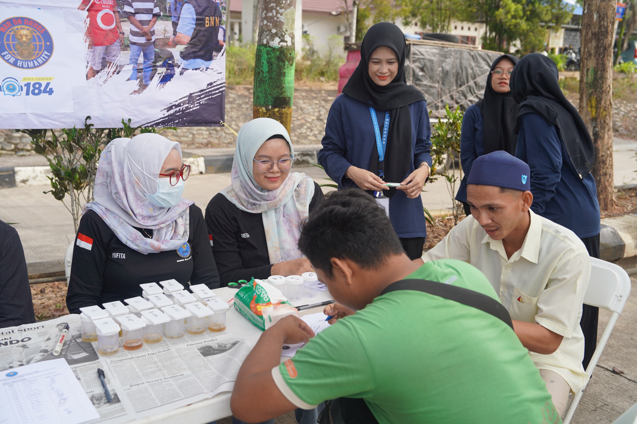BNNK Balangan Lakukan Deteksi Dini Narkoba terhadap Sopir Angkutan Mudik