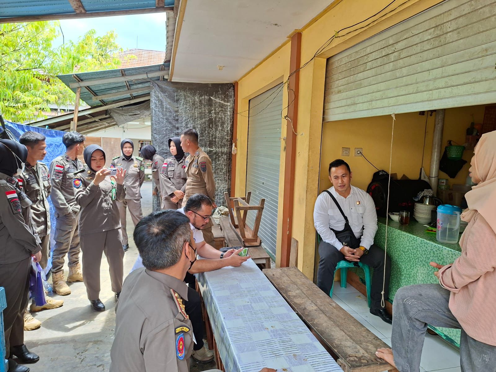 Operasi Yustisi Ramadan, Satpol PP Balangan Tertibkan Warung Siang Hari