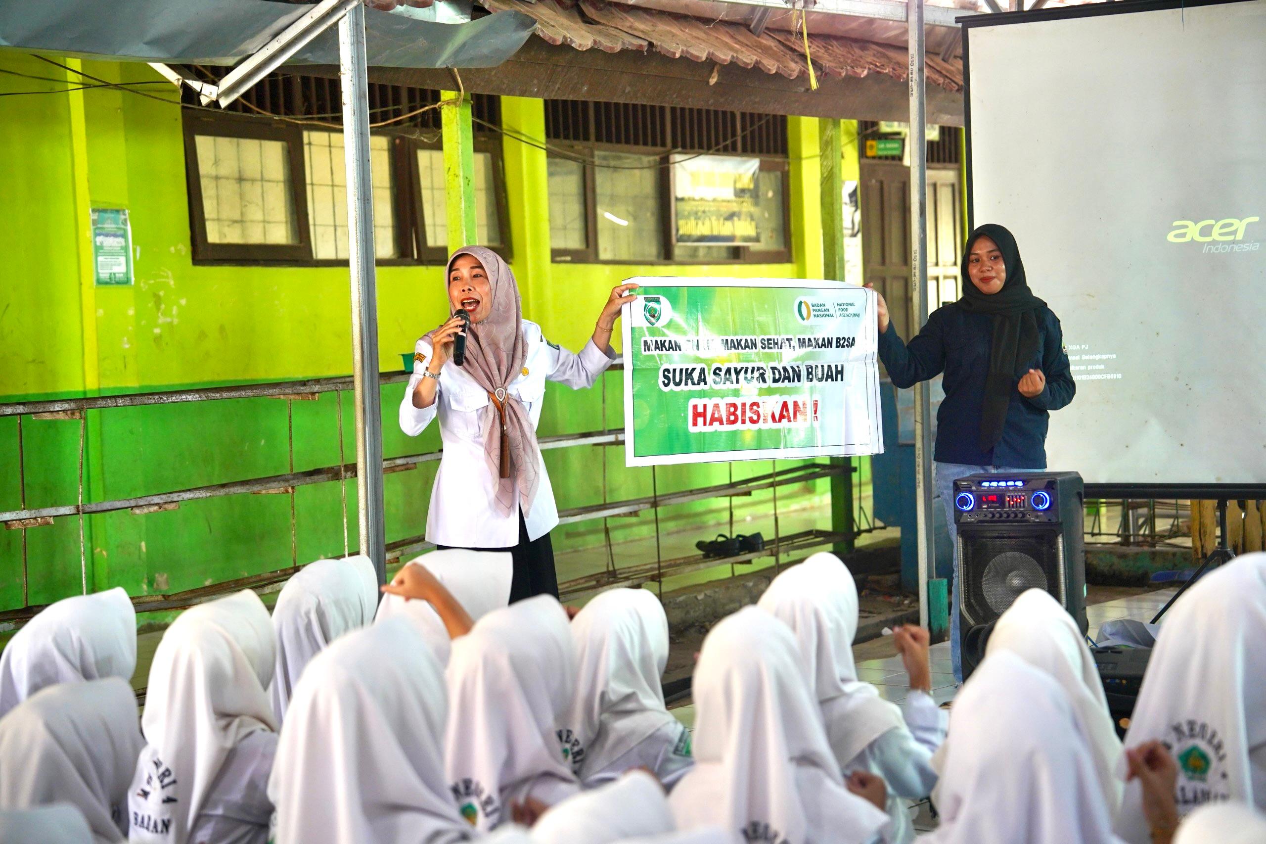 Cegah Stunting, Siswa Balangan Diserbu Edukasi B2SA
