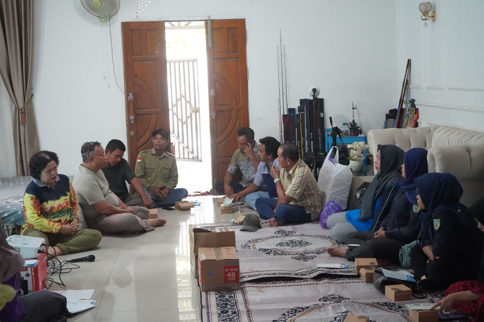 Cegah Penyakit Kambing, DKP3 Balangan Edukasi Peternak Desa Inan