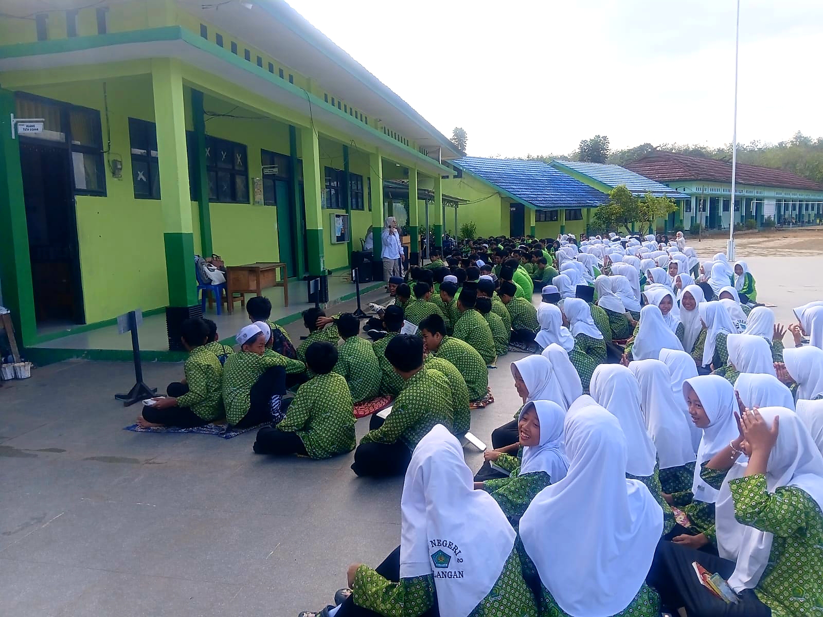BNN Edukasi  Bahaya Narkoba di MTsN 2 Balangan