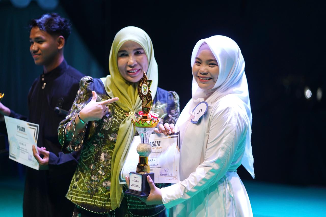 Halong Juarai Lomba Teatrikal Puisi Islami Balangan Islamic Festival 2026