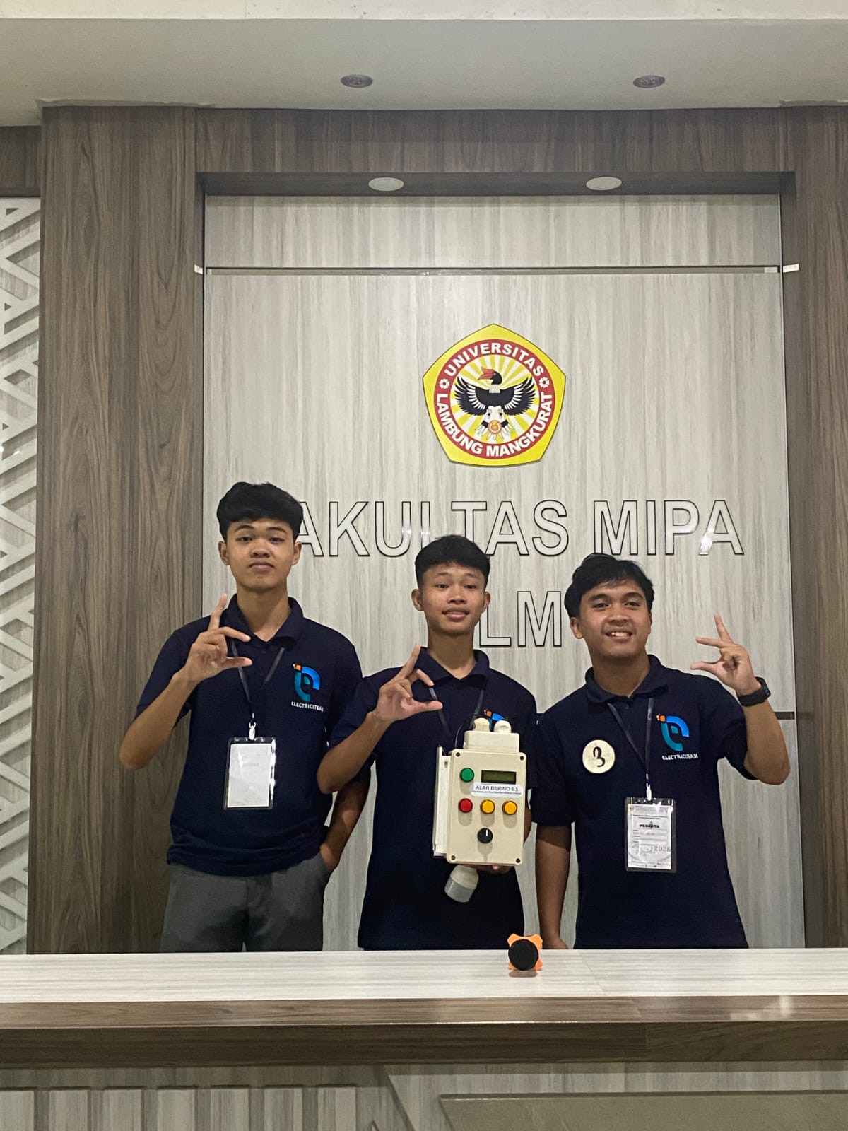 SMK Negeri 1 Paringin Borong Juara Harapan 2 dan 3 di LKTIN KALPHYCO ULM 2026