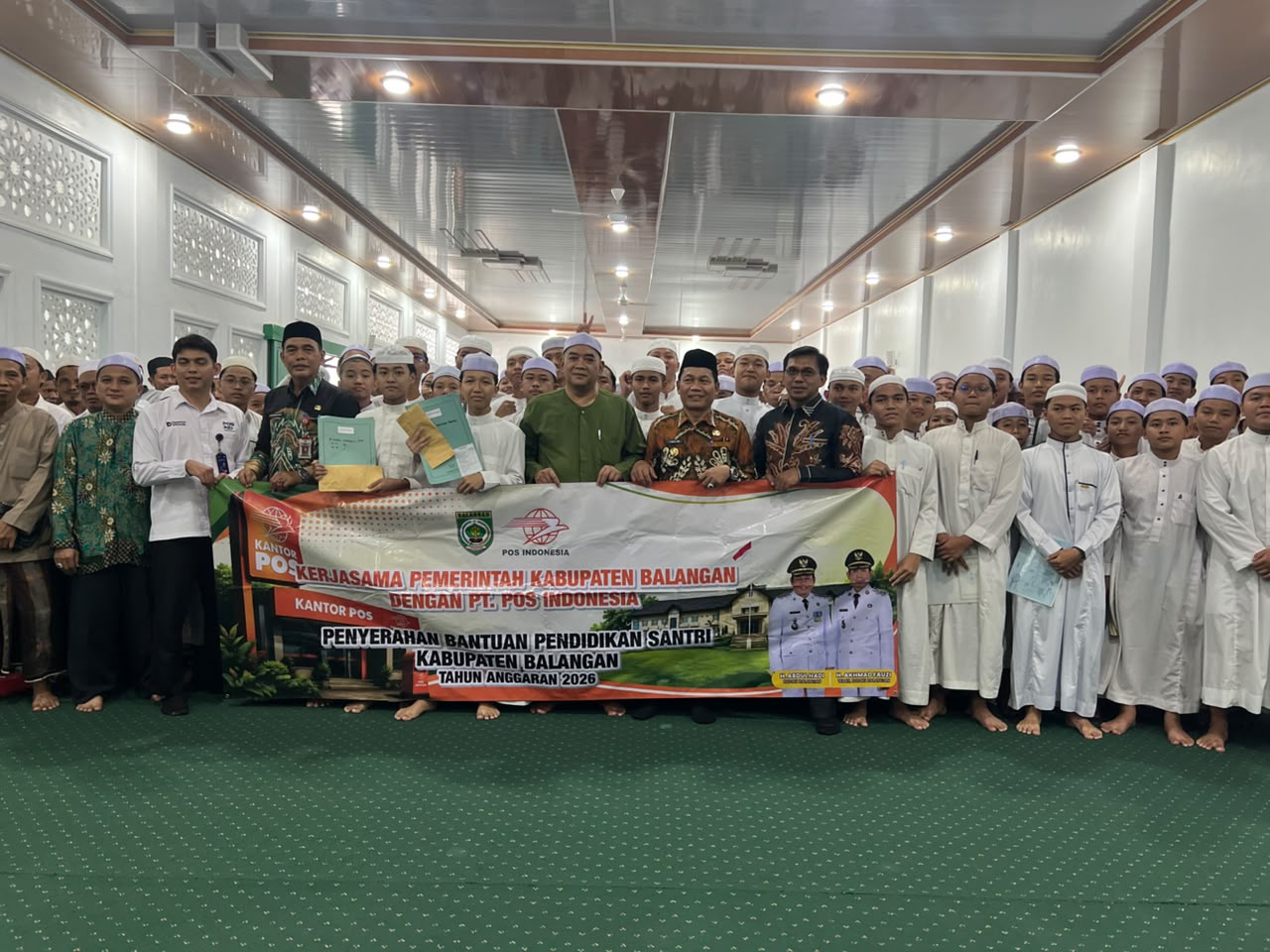 Bantuan Pendidikan Pemkab Balangan Dukung Semangat Belajar 2.751 Santri