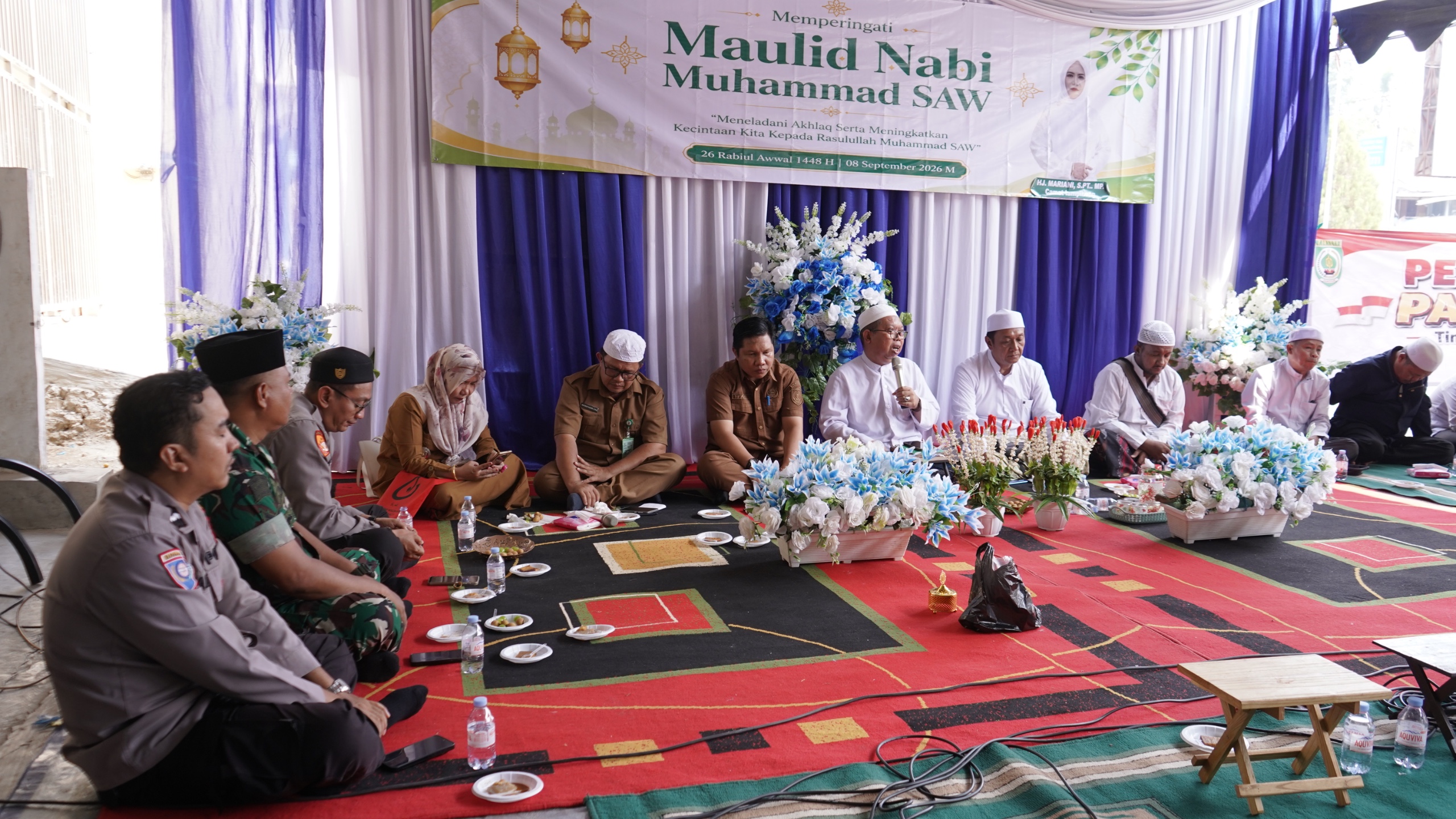 Camat Lampihong Tekankan Pelayanan dengan Ikhlas